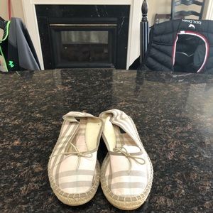 Burberry women’s flat size 41